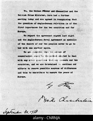 National Socialism / Nazism, politics, Munich Agreement, 29.9.1938, German-British declaration with the signatures of Adolf Hitler and Arthur Neville Chamberlain, Munich, 30.9.1938, Third Reich, German Reich, treaty, Czechia, Czech Republic, Sudeten territories, Germany, Great Britain, England, France, Italy, crisis, Appeasement, diplomacy, document, documents, historic, historical, 1930s, 30s, 20th century, Additional-Rights-Clearences-Not Available Stock Photo