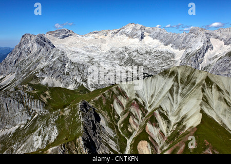view from south to Zugspitze formation. Wetterspitze on the left side, Schneefernerkopf, Zugspitze with mountain station. Hoher Kamm in the foreground left., Germany, Bavaria Stock Photo