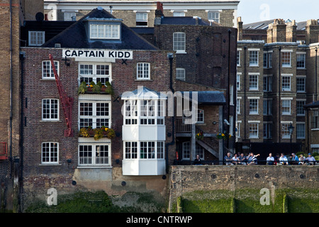 Captain Kidd Public House, 'riverside pub', Wapping, London, England Stock Photo