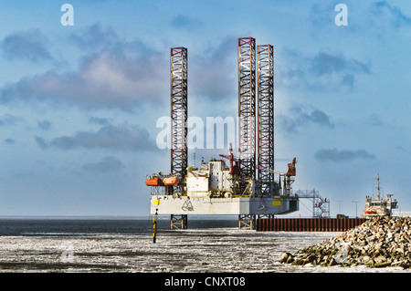 Offshore oil rig drilling platform in Esbjerg, Denmark Stock Photo