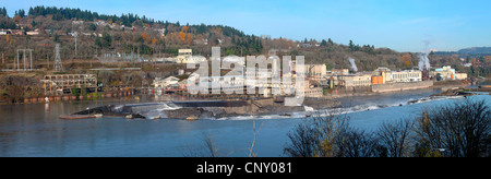 Old paper-mill, hydroelectric power, & Willamette falls panorama in Oregon city, OR. Stock Photo