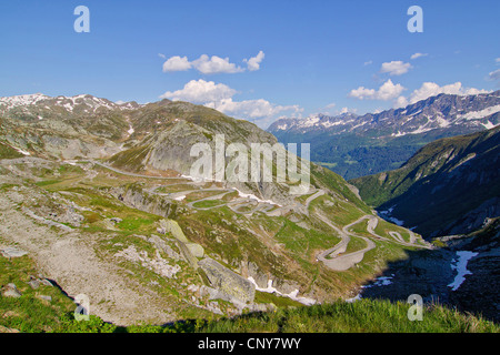 Serpentine road to the St. Gotthard Pass in the Swiss Alps Stock Photo ...