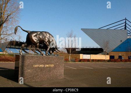 Ox statue at Oxford United home club The Kassam football stadium Grenoble Road, Cowley, Oxford Stock Photo