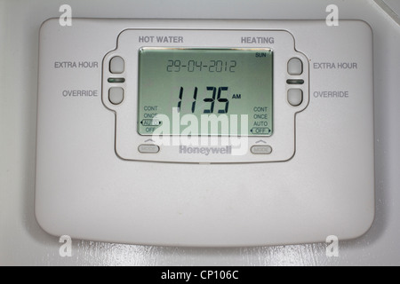 Central heating timer hi-res stock photography and images - Alamy