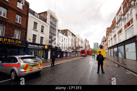 Metropolitan Police close Tottenham Court Road in London due to a suspected bomb alert Stock Photo