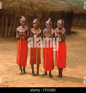 Masai children dancers in The Maasai Mara National Reserve, Narok County, Kenya Stock Photo