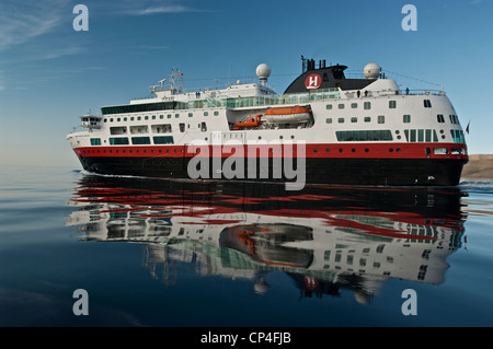 Greenland - West Coast - Around the 77th Parallel. The polar cruise ship M/S Fram. Stock Photo