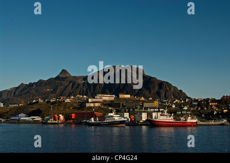 Greenland - West Coast - Qeqqata Kommunia - Sisimiut. Docked boats. Stock Photo