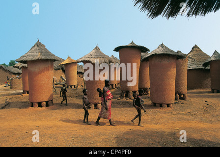 IVORY COAST Senufo BARNS BUILDING STYLE Stock Photo