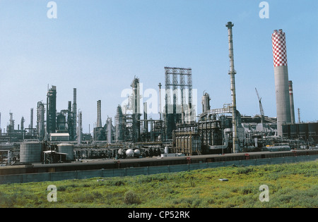 Sicily - Refinery near Gela (Cl). Stock Photo