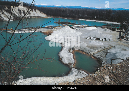 LOMBARDY Ticino natural park gravel AT TURBIGO Stock Photo