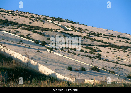 Sicily Gibellina (Tp). I 'Cretti,' created by Burri in 1970 on ruins of village destroyed by earthquake of 1968 Belice Stock Photo