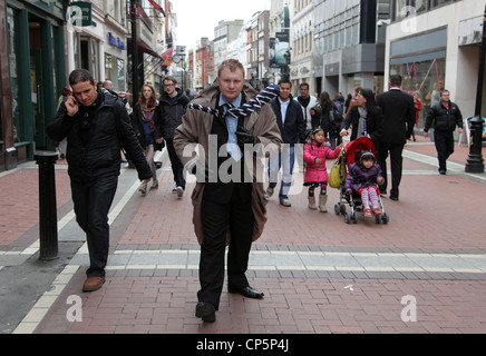 Living-statue performance artist, Grafton Street, Dublin Stock Photo