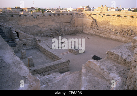 Bahrain Excavations Inside The Qal at Al Bahrain Portuguese Fort Stock Bahrain Excavations Inside The Qal at Al Bahrain Portuguese Fort Stock