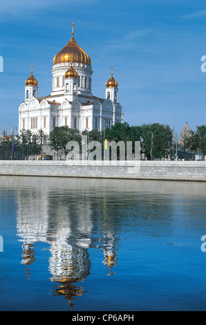 Russia Moscow. Cathedral of Christ Saviour (1997), built on site of nineteenth-century church demolished by Stalin in Fifties. Stock Photo