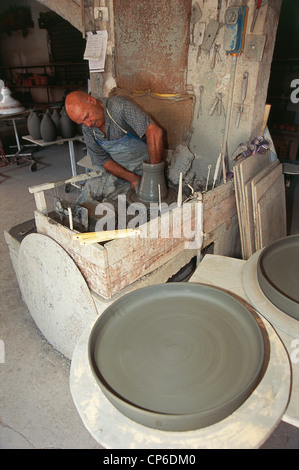 Sardinia - Assemini (Ca) - Art Pottery Louis Nioi. A phase of ceramics. Stock Photo