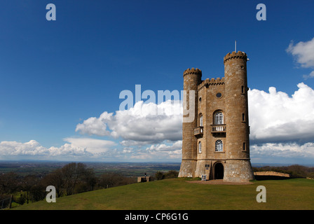 Broadway Tower on the Cotswold Way Stock Photo