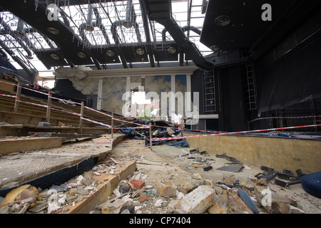 Places - Demolition of old Marlowe Theatre, Canterbury, Kent, England, UK Stock Photo