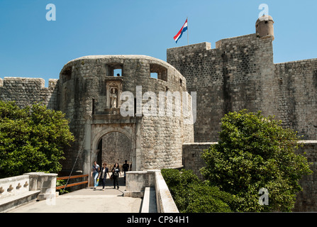 Pile Gate entrance to the old town with city walls in Dubrovnik, Croatia, Europe Stock Photo