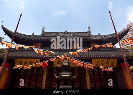 Jade Buddha Temple Jufo Si Shanghai China Buddhist Sayings Most famous Buddhist temple in Shanghai Stock Photo