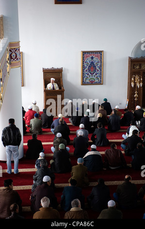 Friday prayer in the Ditib-Merkez Mosque, Duisburg, Germany Stock Photo
