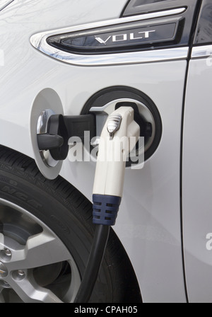 Chevrolet Volt electric car recharging, Portland, Oregon Stock Photo