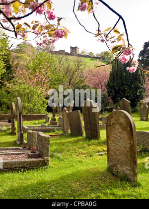 Castleton churchyard, Derbyshire Stock Photo