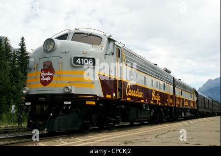 An FP9 unit on the front of the Royal Canadian Pacific train stands at Banff Station, Alberta, Canada Stock Photo