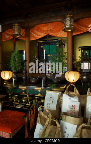 Okuno In Buddhist Cemetary, the largest in Japan. Koyasan, Honshu, Japan Stock Photo