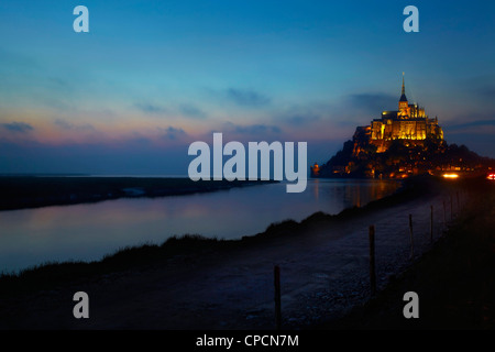 The calm lake on the dark night with lights Stock Photo - Alamy