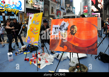 Artists painting in Times Square raising money for Japanese American Lions Club Charities Stock Photo