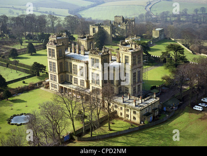 historic aerial view of Hardwick Hall, the Elizabethan masterpiece mansion near Chesterfield in Derbyshire, taken March 1986 Stock Photo