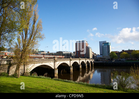 the glasgow bridge known as the jamaica bridge with the caledonian railway bridge over the river clyde in Glasgow Scotland UK Stock Photo