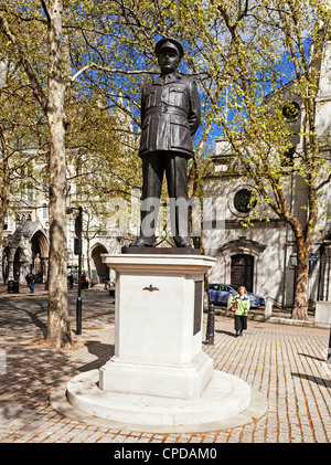 Statue of Sir Arthur (Bomber) Harris, the Strand, London, England. Stock Photo