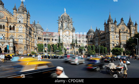 Chhatrapati Shivaji Terminus (Victoria Terminus), UNESCO World Heritage Site, Mumbai, Maharashtra, India, Asia Stock Photo