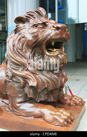 Bronze lion sculpture outside HSBC Headquarters, Central, Hong Kong Island, Hong Kong, China, Asia Stock Photo