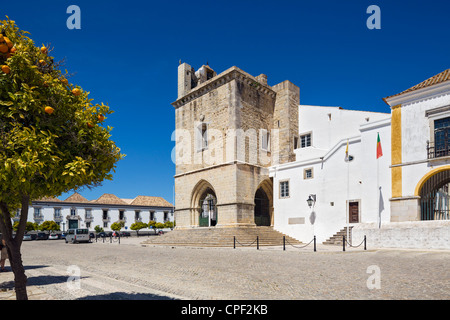 The Se (Cathedral) in Largo da Se, Old Town (Cidade Velha or Vila Adentro), Faro, Algarve, Portugal Stock Photo