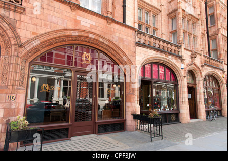 Goyard in Mount Street, Mayfair, London, England, UK Stock Photo - Alamy