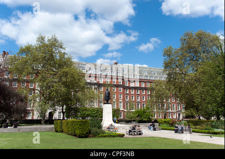 Grosvenor Square, Mayfair, London, England, UK Stock Photo