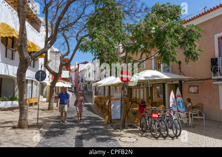 Street cafe on Rua Silva Lopes in the Old Town (Cidade Velha), Lagos, Algarve, Portugal Stock Photo