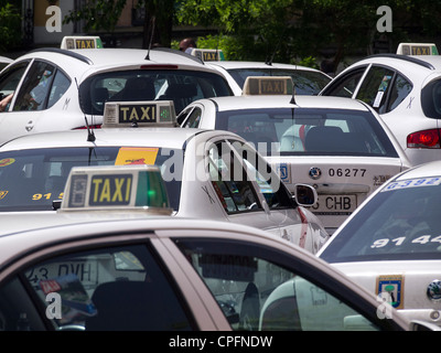 Taxis In Madrid, Spain Stock Photo - Alamy