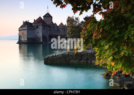 Evening, dusk, evening mood, Alps, mountains, Chillon, Château de Chillon, dusk, twilight, mountains, Lake Geneva, autumn, autum Stock Photo