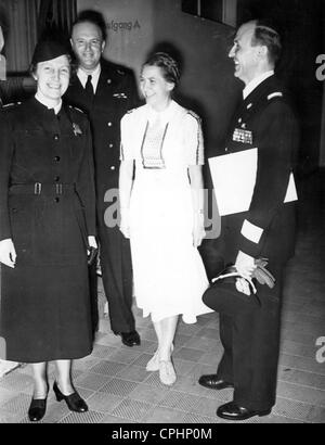 Gertrud Scholtz-Klink with the Italian ambassador Alfieri and his wife, 1940 Stock Photo