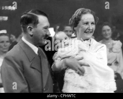Adolf Hitler with Emmy and Edda Goering 1938 Stock Photo