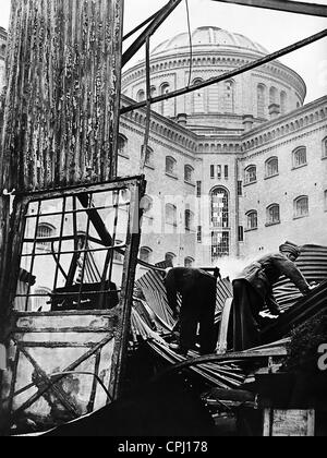 Damage of an air raid on Berlin, 1940 Stock Photo