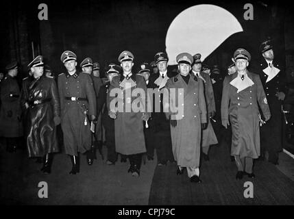 Count Galeazzo Ciano with Joachim von Ribbentrop at the Anhalter station, 1941 Stock Photo
