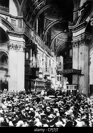 Church service in St. Paul's Cathedral during the Silver Jubilee of King George V, 1935 Stock Photo