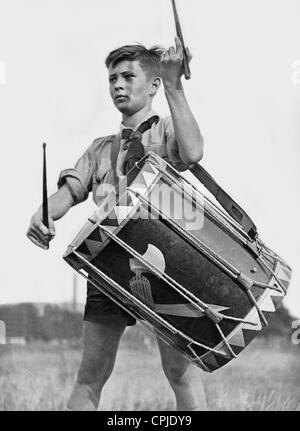 Drummer Of The Deutsches Jungvolk Stock Photo: 48349260 - Alamy