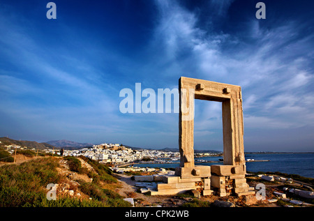 The Portara (temple of Apollo) and the Chora ('capital') of Naxos island in the background. Cyclades, Greece