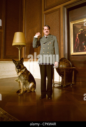 Mein Führer - Die wirklich wahrste Wahrheit über Adolf Hitler  My Führer Year : 2007 Germany Director: Dani Levy Helge Schneider Stock Photo
